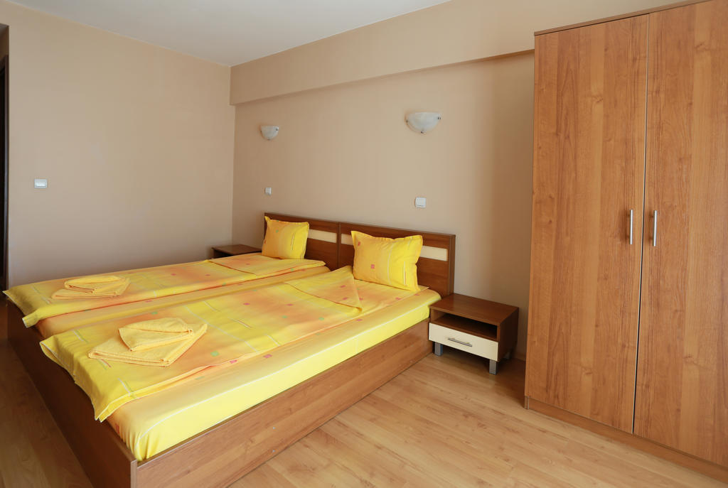 Acropolis Hotel Pazardzhik Kamer foto