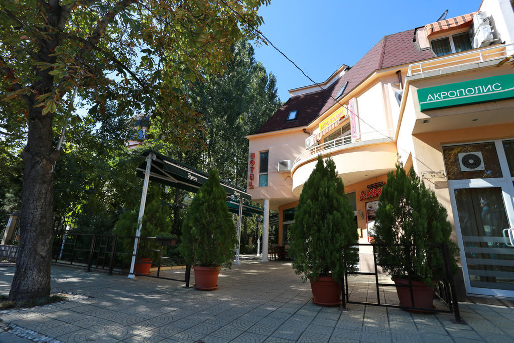 Acropolis Hotel Pazardzhik Buitenkant foto